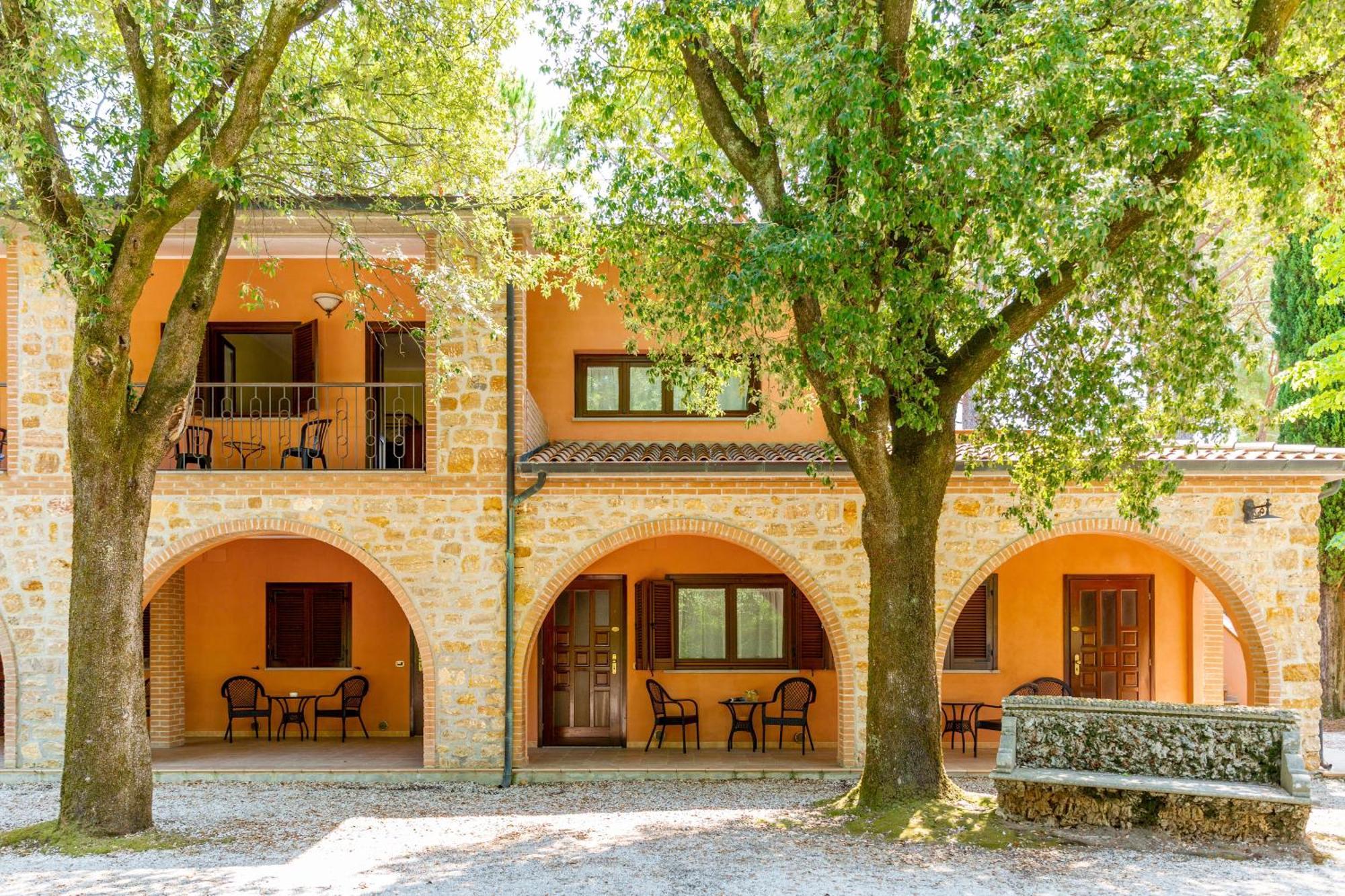 Pian Dei Mucini Resort 3*